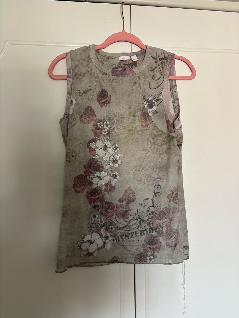 Y2K Sleeveless Floral Print Tank Top in Taupe and Rose